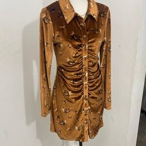 Floral House of Harlow 1960 Ruched Button-Up Dress in Brown